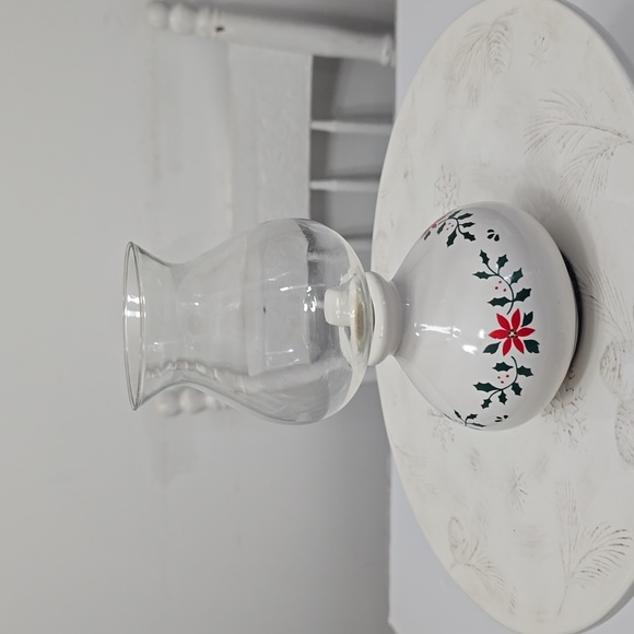 Vintage Holly Berry Porcelain Glass Hurricane Candleholder Taiwan Christmas - Picture 5 of 16